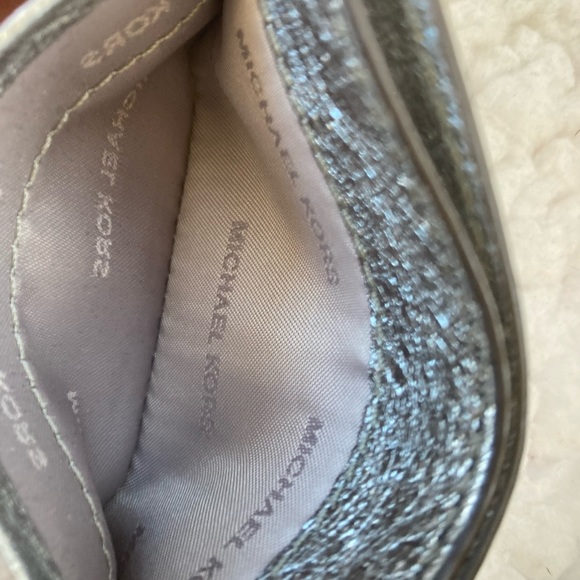 Micheal Kors card case - Picture 5 of 5